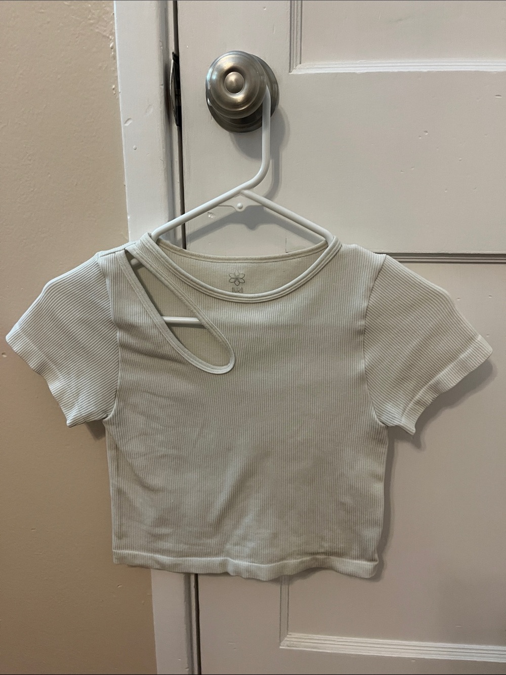 Girls' Cream Rib Knit Short Sleeve Crop Top with Cutout